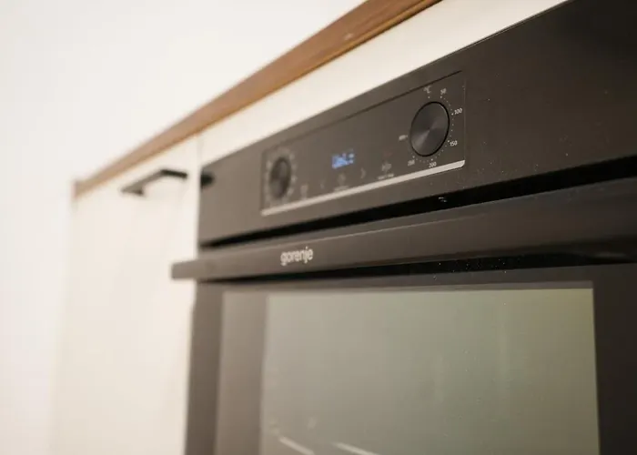 Appartement Basement House For 4people With Full Kitchen & Free Parking